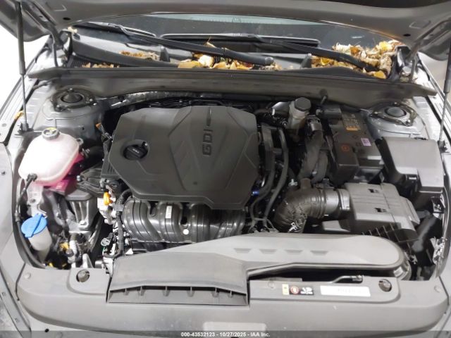 Kia K5 Gt-line Image 17