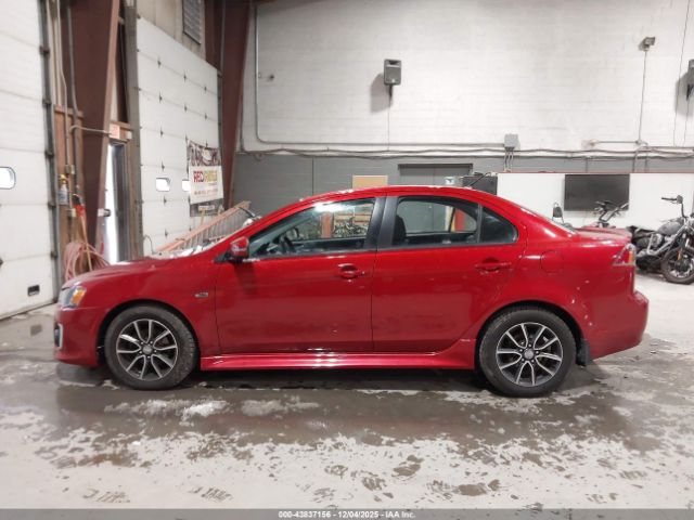 Mitsubishi Lancer Image 4