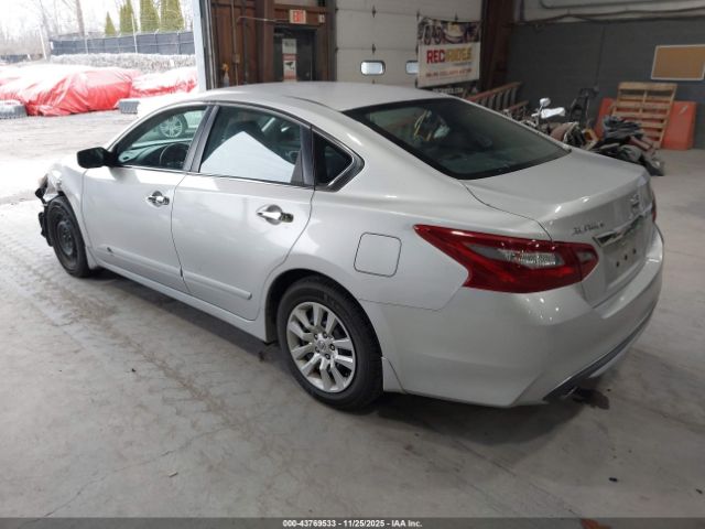 Nissan Altima 2.5 S Image 15