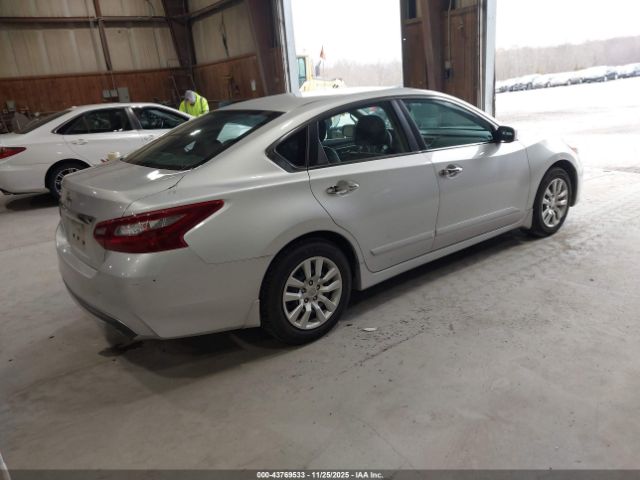 Nissan Altima 2.5 S Image 16