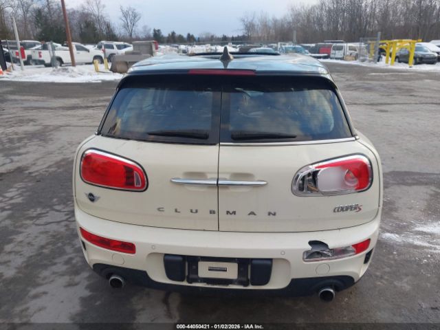 MINI Clubman Cooper S Image 12