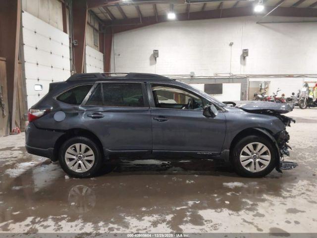 Subaru Outback 2.5i Premium Image 16