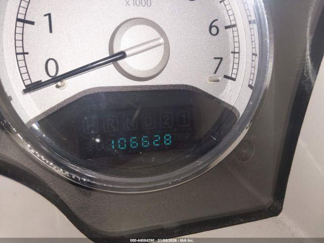 Chrysler Aspen Limited Image 6