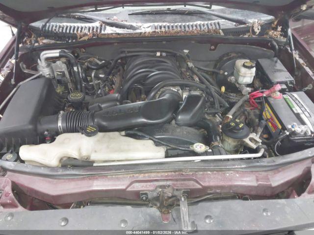 Ford Explorer Eddie Bauer Image 10