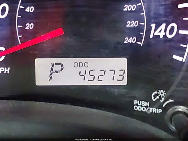 Toyota Corolla Le Image 2