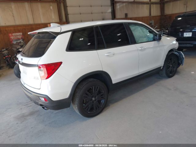 Honda Passport Awd Sport Image 4