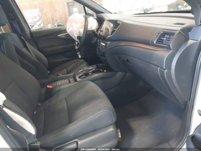 Honda Passport Awd Sport Image 10