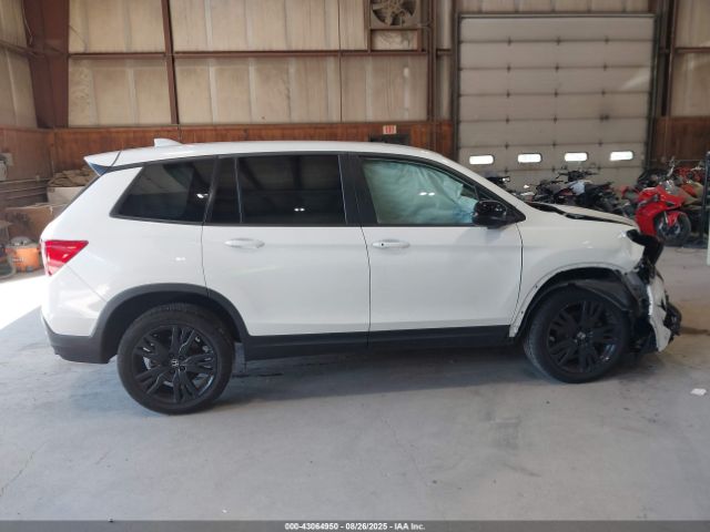 Honda Passport Awd Sport Image 3