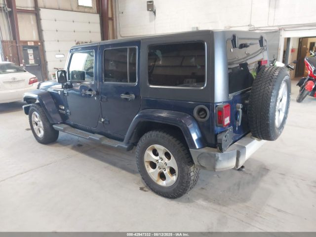 Jeep Wrangler Sahara Image 9