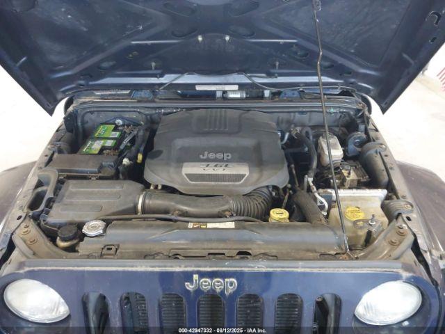 Jeep Wrangler Sahara Image 7