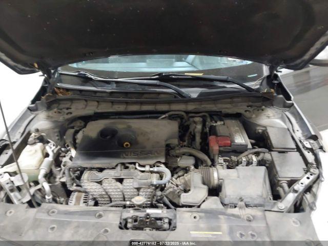 Nissan Altima S Fwd Image 9