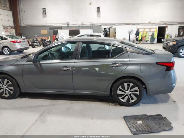 Nissan Altima S Fwd Image 17