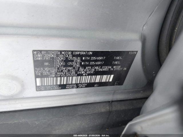 Toyota RAV4 Le Image 16