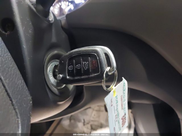 Hyundai SANTA FE Se Image 13