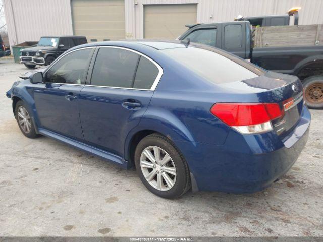 Subaru Legacy 2.5i Premium Image 10