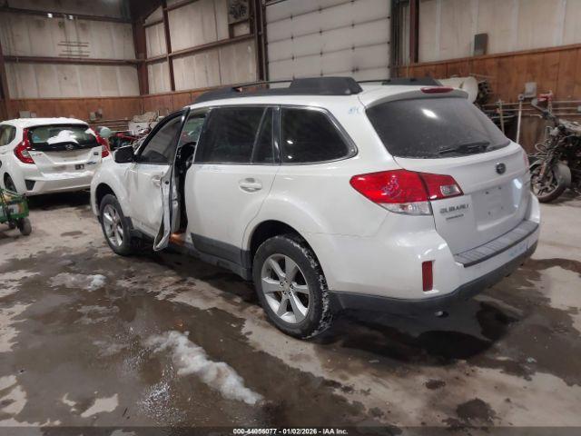 Subaru Outback 2.5i Premium Image 4