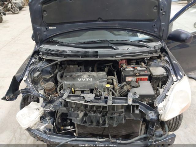 Toyota Yaris Image 8