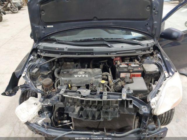 Toyota Yaris Image 8