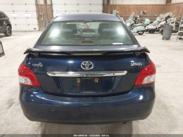 Toyota Yaris Image 9