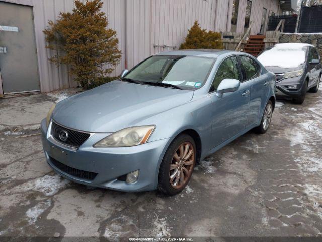 Lexus Is Image 4