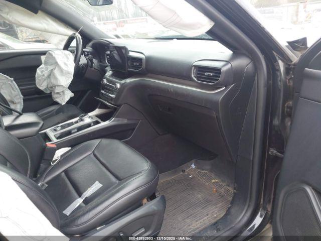 Ford Explorer Xlt Image 7