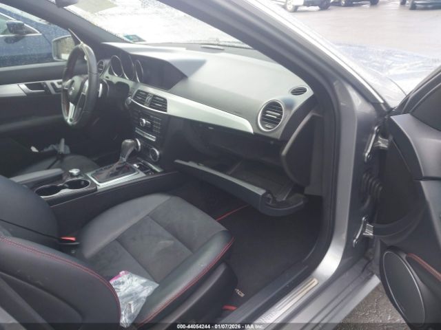 Mercedes-Benz C-Class Sport Image 12