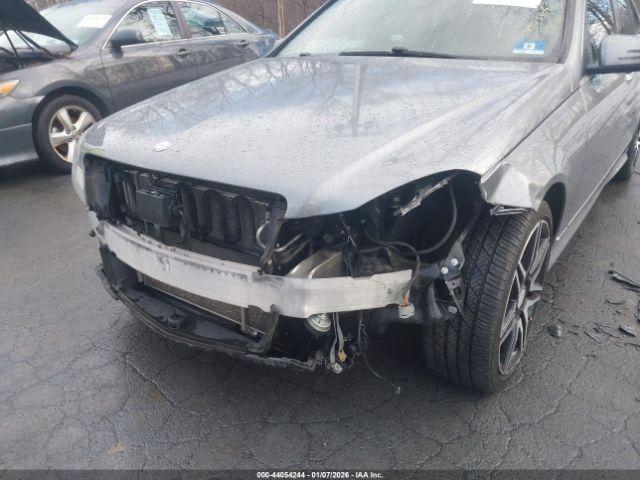 Mercedes-Benz C-Class Sport Image 14