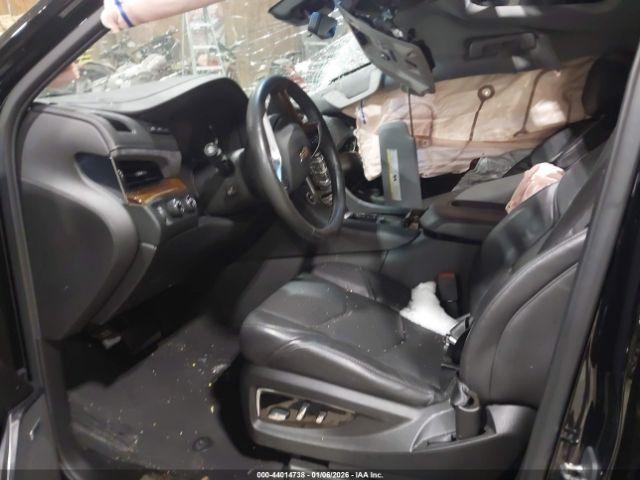 Cadillac Escalade Luxury Image 2