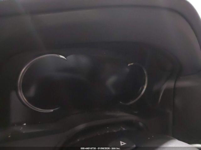 Cadillac Escalade Luxury Image 11