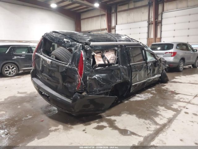 Cadillac Escalade Luxury Image 9