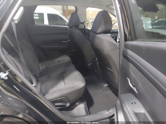 Hyundai TUCSON Sel Image 2