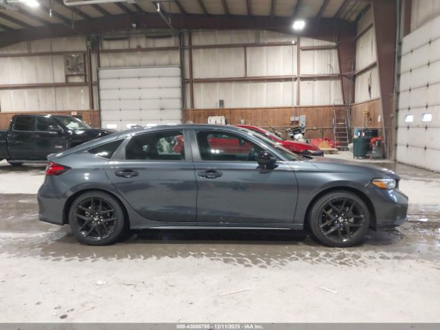 Honda Civic Sport Image 10