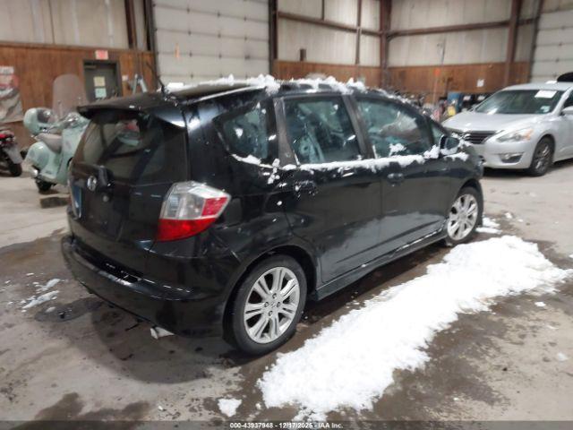 Honda Fit Sport Image 4