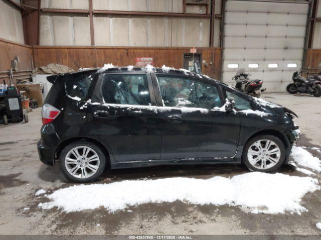 Honda Fit Sport Image 12