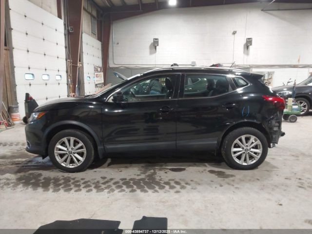 Nissan Rogue Sv Image 2