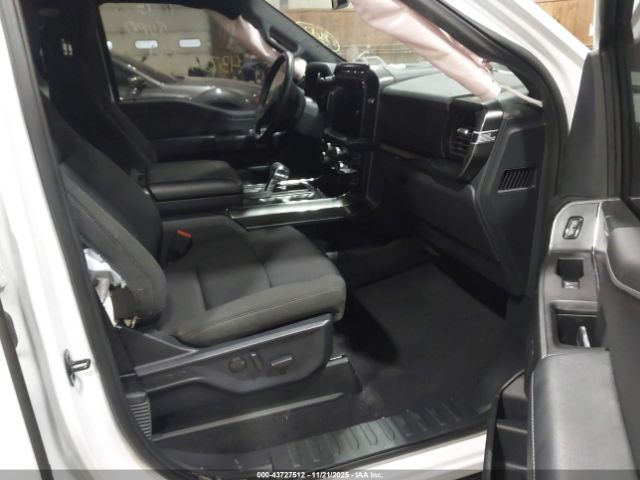 Ford F-150 Xlt Image 10