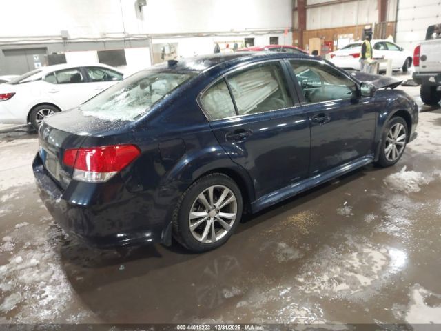 Subaru Legacy 2.5i Premium Image 6