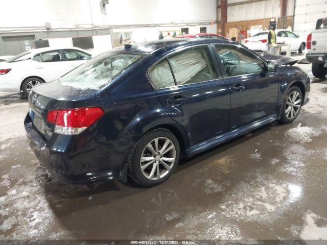 Subaru Legacy 2.5i Premium Image 6