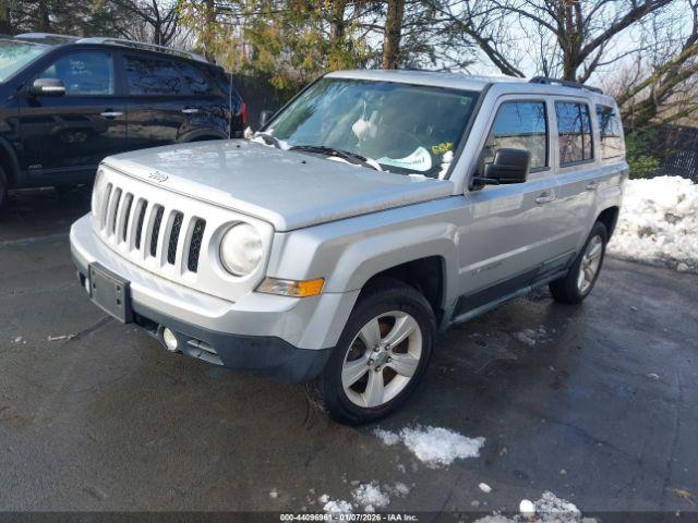 Jeep Patriot Sport Image 8
