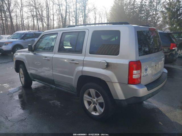 Jeep Patriot Sport Image 6