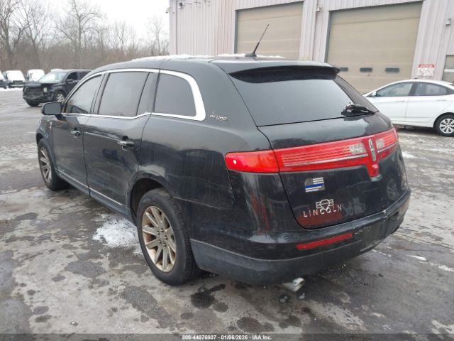 Lincoln MKT Livery Image 2