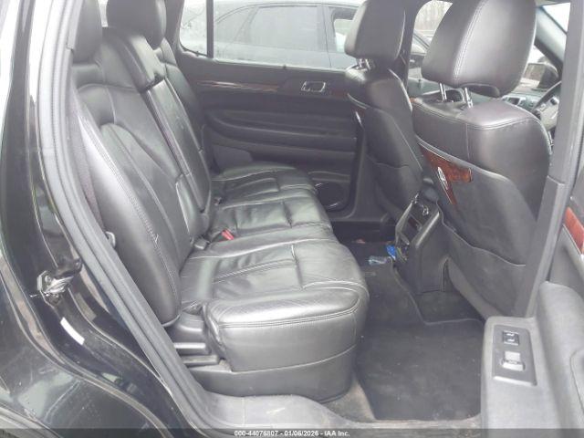 Lincoln MKT Livery Image 4