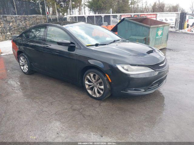  Salvage Chrysler 200