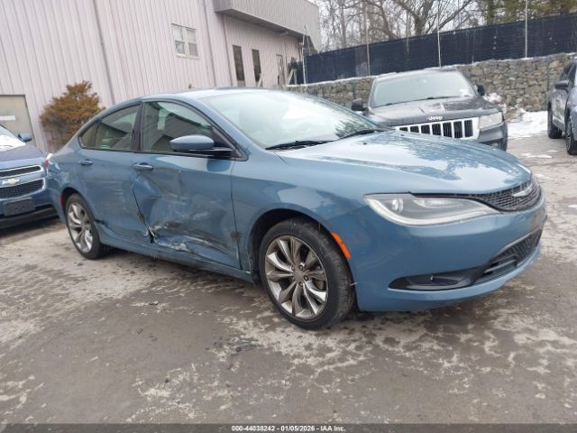 Chrysler 200 S Image 1