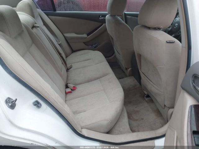 Nissan Altima 2.5 S Image 9