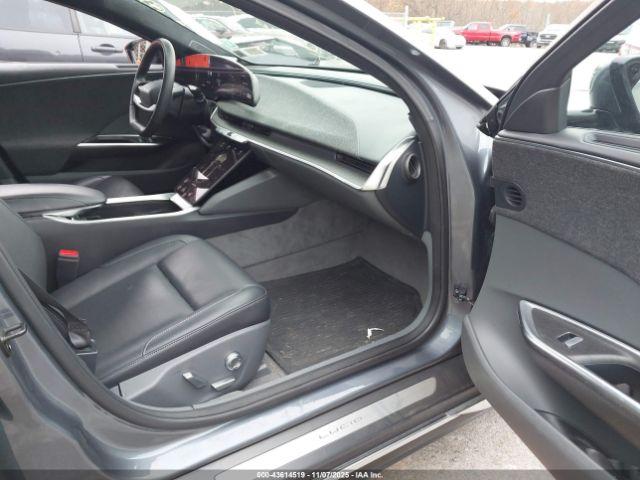 Lucid Air Pure Image 4