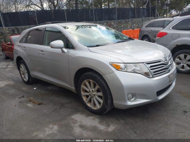  Salvage Toyota Venza