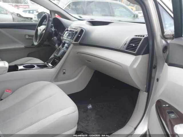 Toyota Venza Image 7