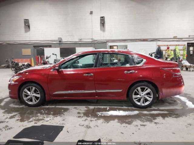 Nissan Altima 2.5 Sv Image 4