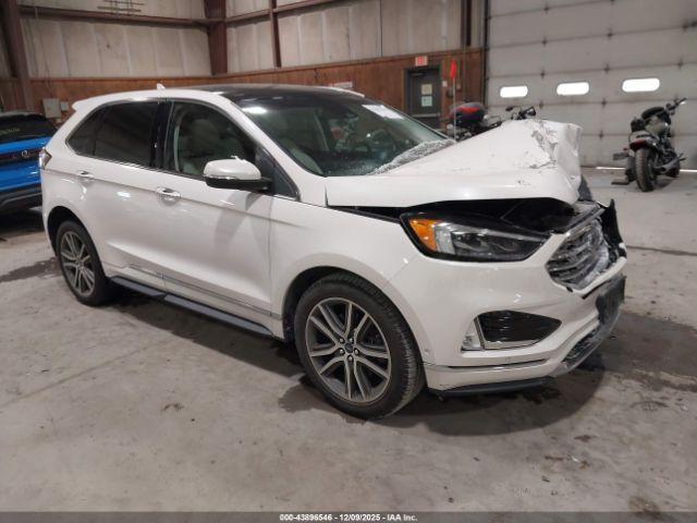  Salvage Ford Edge